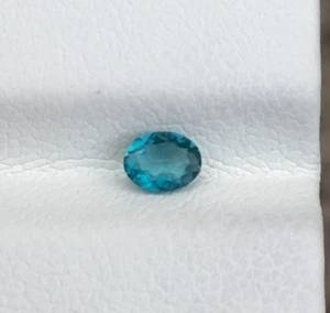 Paraiba brasiliana naturale perfetta pietra preziosa taglio ovale incredibile buon colore 0,15 carati - Foto 1 di 9