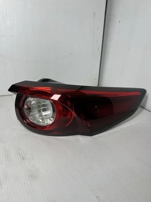 Mazda CX-9 CX9 2016-2023 lado derecho del pasajero exterior LED luz trasera lámpara OEM Foto 1 de 4