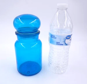 Tarro boticario de vidrio azul vintage MCM bote con tapa de burbujas 7" mediados de siglo moderno - Imagen 1 de 3