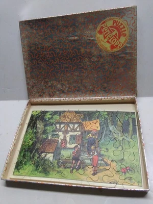 Vintage Suisse Wood Penelope Puzzle Switzerland 40 pcs Hansel & Gretel - Image 1 of 4