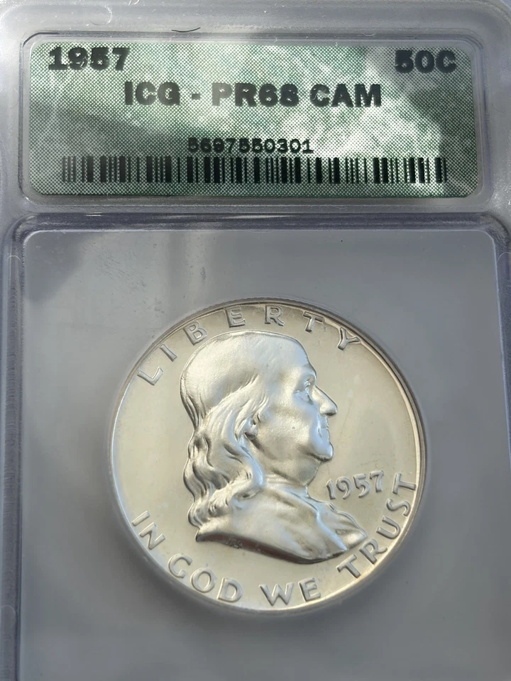1957 Franklin meio dólar prova ICGPF 68 CAMEO PR68CAM moeda de prata gelada 50C - Imagem 1 de 4