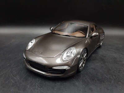Porsche Carrera 911 (991) 4S 1/18 GT Spirit GT026 - Immagine 1 di 4