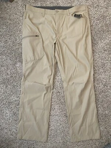 Neu mit Etikett Eddie Bauer Rainier Herrenhose Größe 40 x 32 khaki Stretch Taschen - Bild 1 von 14