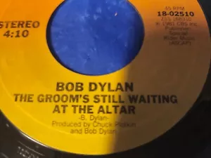 BOB DYLAN - HEART OF MINE / THE GROOM'S STILL WAIT - 7" VINYL SINGLE - Bild 1 von 3