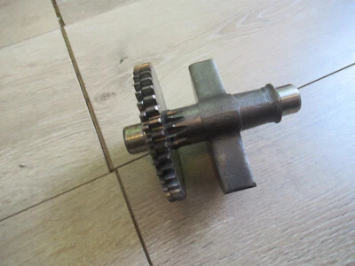 KLX 650 KAWASAKI * 1996 KLX 650R 1996 EJE DE CONTRAPESO Foto 1 de 4