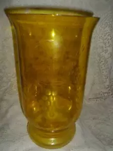 Vintage RIESIGE elegante Bernstein geätzte geschliffene Kunstglas Traube & Blatt Kaminsims Vase mit Fuß - Bild 1 von 12