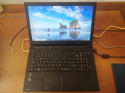 Computer PC portatile buono, revisionato senza difetti. Laptop revised. - Immagine 1 di 4