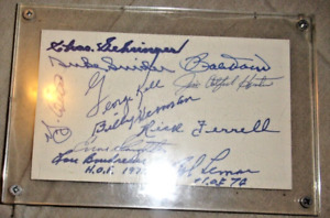 index card signed by 11 Baseball Hall of Famers - all deceased with Berra Snider