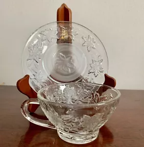 Princess House Fantasia Poinsettia Cup & Saucer - Picture 1 of 3