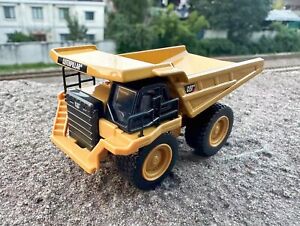 CAT 1:98 Dump Truck 777G Engineering Articulated Diecast Machines Boy Toy New