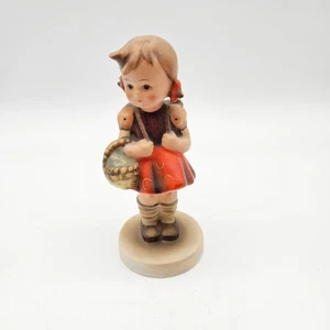 Vintage Goebel Hummel School Girl Figurine #81 2/0 Germany Full Bee TMK2 - Picture 1 of 7