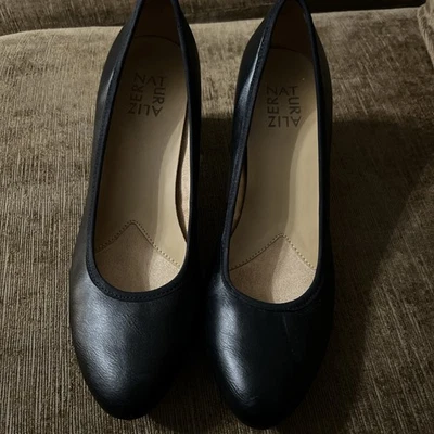 Womens Naturalizer Karina Pumps Size 8 Black  Leather Chunky Square Heels Comfy - Image 1 of 4
