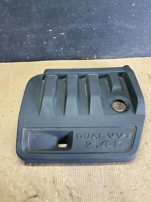 2011 to 2014 Chrysler 200 2.4L VVT Engine Motor Cover  Shield n8349 DG - Image 1 of 4