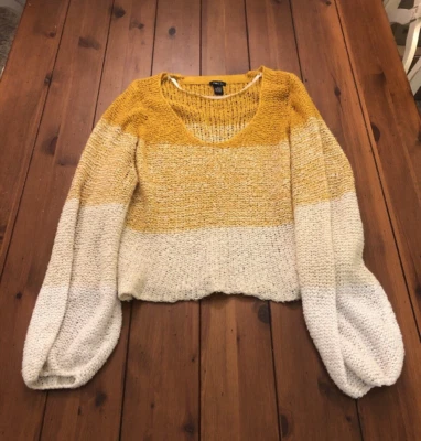 rue 21 奶油色金色方格毛衣宽松针织厚短套衫 X-LARGE — 第 1/4 张图片