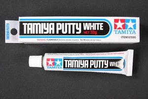 Tamiya #87095 Putty White 32g Craft Tools For Plastic Model Car Aircraft Gundam - Picture 1 of 1