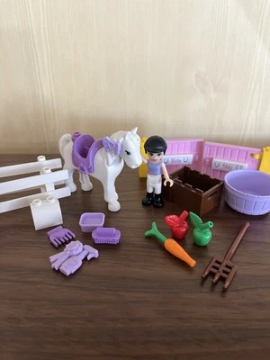 Lego Friends Lote Caballo y Lego Amigos Minifigura Jinete Púrpura Sillín Puertas de Granero Foto 1 de 4