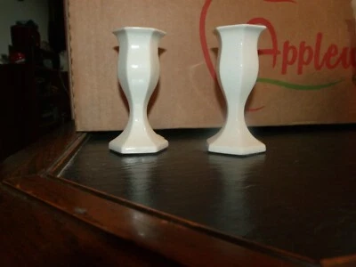 老式Hallmark瓷制L烛台  — 第 1/4 张图片