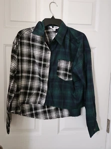 Steve Madden Plaid Long Sleeve Small frayed hem, crop front button down top - Picture 1 of 8