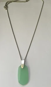Kendra Scott Inez Gold Tone Long Pendant Necklace Green Chalcedony - Picture 1 of 5