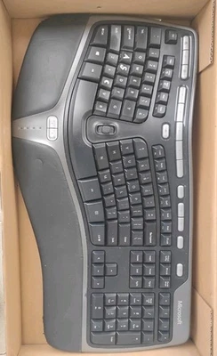 Microsoft Natural Ergonomic 4000 (B2M-00012) Wired Keyboard - Image 1 of 4