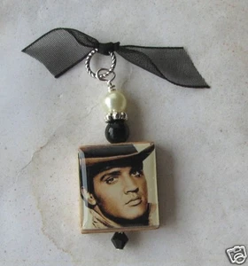 Sombrero de Vaquero Colgante Elvis Presley Dije Country De Colección Arte Música Rock N Roll  - Imagen 1 de 1