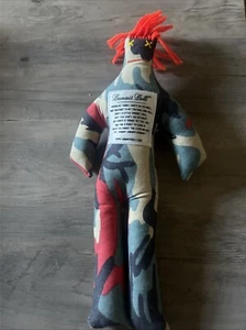 Neu Dammit Puppe Neu mit Etikett orange Haare Multi Camo Stressabbau Knebel Geschenk mit Etikett - Bild 1 von 4