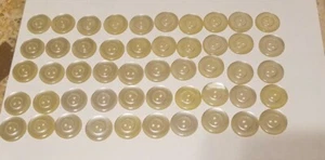 New Vintage Lot of 50 Bluebird Pearl Buttons - Iowa P.B. Co #271P,  7/8" Wide - Picture 1 of 10