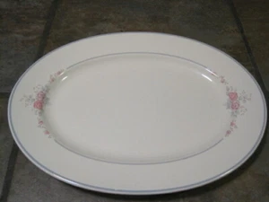 PFALTZGRAFF ~ TROUSSEAU ~ 12" OVAL SERVING PLATTER ~ USA ~ CASTLE MARK ~ EUC - Picture 1 of 4