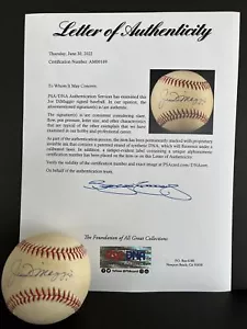 Joe DiMaggio New York Yankees Signed Baseball PSA/DNA Autograph,(B35) - Picture 1 of 10