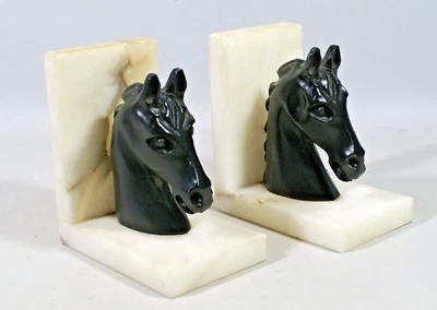 ANCIENS SERRE-LIVRES en marbre et pierre, tête de cheval, Art Déco - Photo 1/4