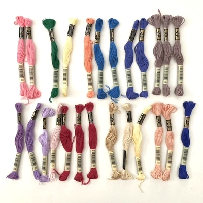 Lot of 25 DMC 25 Cotton Embroidery 6-Ply Floss Made in France 8m / 8.7 yds each - Image 1 of 4