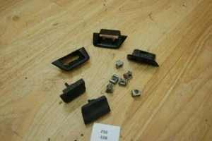 BMW R1200GS 04-07 R12 K25 0307 Plastikeinsätze / Muttern Heckplaste 250-108 - Picture 1 of 1