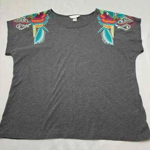 CJ Banks 1X Gray Short Sleeve Tshirt Embroidered Paisley at Shoulder Top Shirt - Picture 1 of 8