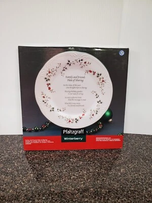 Pfaltzgraff Winterberry Family and Friends Plate of Sharing 12" COOKIE PLATE - Image 1 of 4