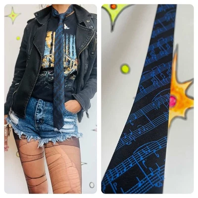 Corbata ajustada con estampado musical retro Dan Smith para hombre - estilo vintage negro y azul Foto 1 de 4