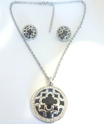 Marie Claire Paquete Trébol Medallón Collar Cristales Swarovski y Pendientes Conjunto Foto 1 de 3