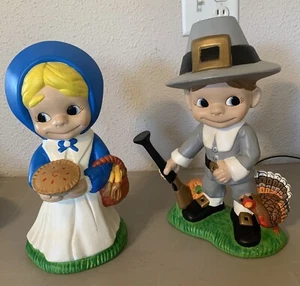 Vintage 1980’s Ceramic Pilgrims Couple Thanksgiving Fall Harvest Kitsch 13”+ - Picture 1 of 12