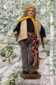 Vintage Handmade Character 5.5"H Doll Connemara Man by Jay's Dublin Ireland - Picture 1 of 4