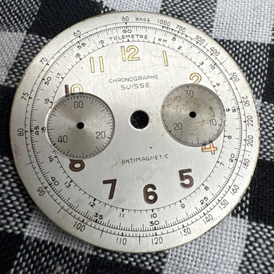 vintage chronographe suisse watch Dial 857 - Image 1 of 4