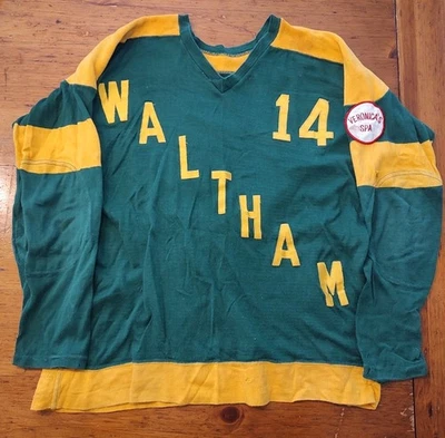 Camiseta deportiva de hockey vintage de los años 60-70 Waltham MA High School Stall & Dean #14 talla 46 Foto 1 de 4