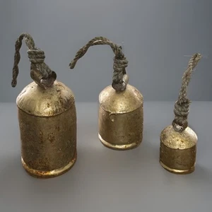 Menge 3 Primitive Glocken Seil Griffe Gold Rostig Patina Country Rustikal (3 Größen) - Bild 1 von 17