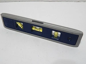 KLIEN TOOLS 930-9 9" NIVEL MAGNÉTICO - Imagen 1 de 3