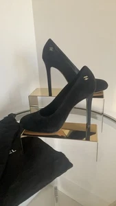 Fab Chanel Black Sued Heels sz 37.5 It - Picture 1 of 7