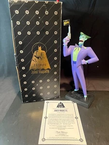 The Joker Maquette Batman The Animated Series Warner Brothers Studio Store LE - Picture 1 of 10