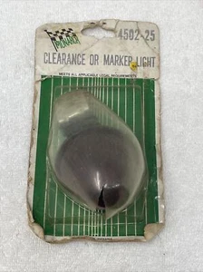 Vintage MONARCH Clearance Or Marker Lights 12V Red/ NOS 4502-25 - Picture 1 of 5