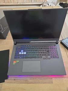 Asus ROG Strix G17 17.3 Gaming Notebook 144Hz AMD Ryzen 9-7940HX 16GB RAM 1TB S - Zdjęcie 1 z 22