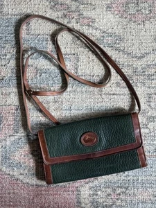 Vintage Dooney And Bourke Green Pebbled Leather Crossbody Wallet Worn - Picture 1 of 7