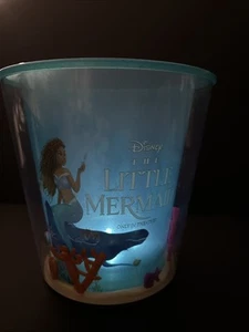 Disney's La Sirenetta 2023 Secchiello Popcorn Esclusivo AMC Si Illumina - Foto 1 di 10