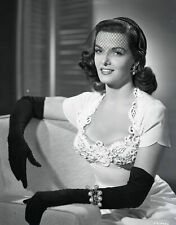 Jane Russell Elegant 8x10 Picture Celebrity Print