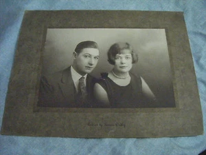 Vintage Portrait Photograph of Couple - by Horace Dudley - 1920's - Picture 1 of 1